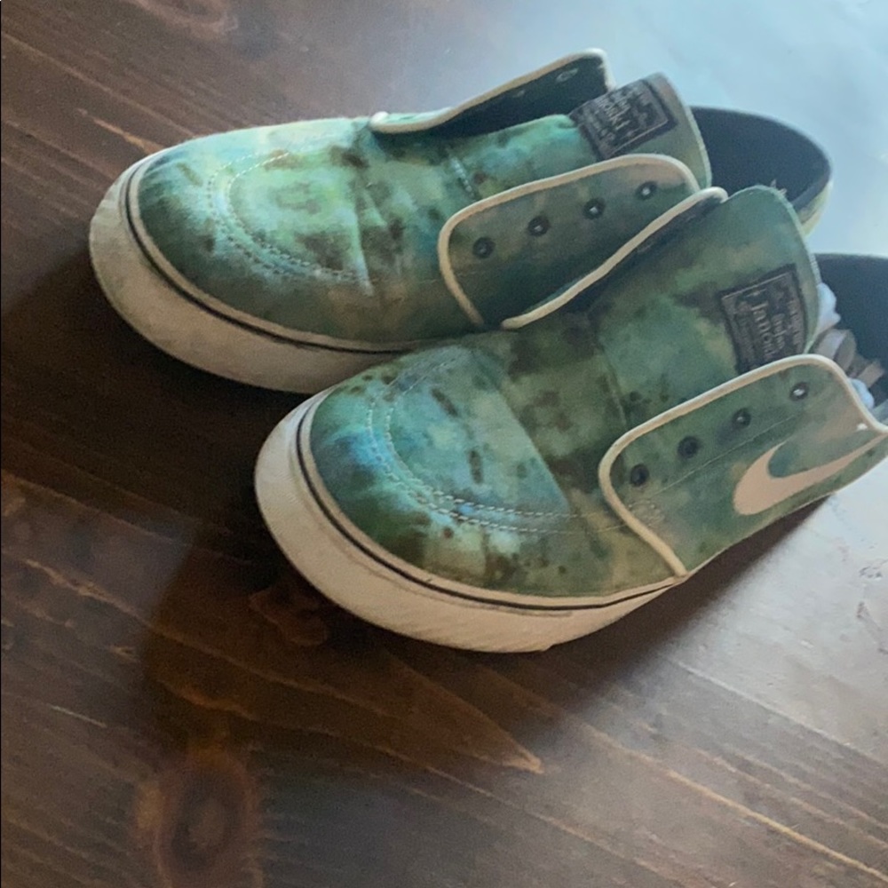 Tie-die Nike SB